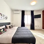 Petra Apartament *